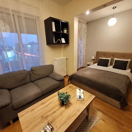 Black And White Apartments Bucharest Exterior photo