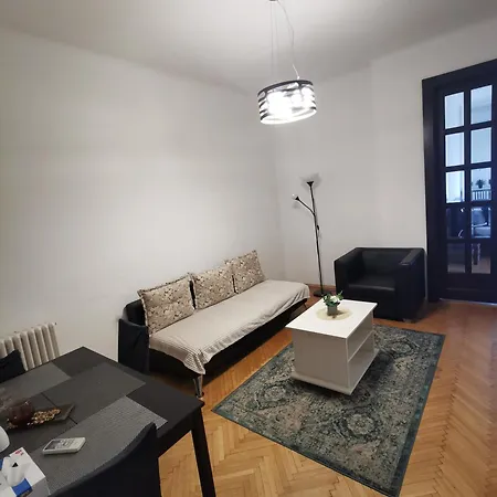 Black And White Apartments Bucharest Exterior photo