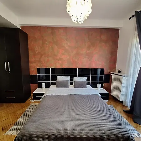 Black And White Apartments Bucharest Exterior photo