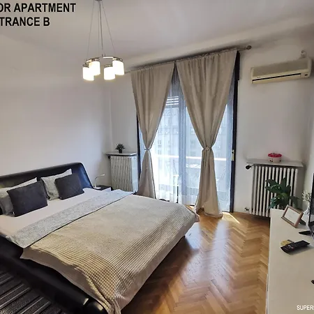 Black And White Apartments Bucharest Exterior photo